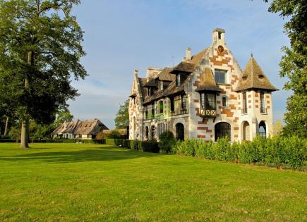 Château pour 4 800 000 Euro à Paris, France