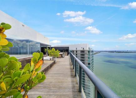 Penthouse for 3 718 132 euro in Miami, USA