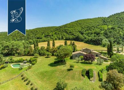 Farm for 6 200 000 euro in Sarteano, Italy