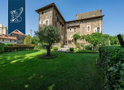 Castle for 1 300 000 euro in Biella, Italy