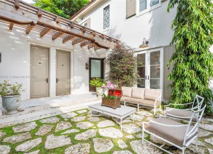 Villa pour 2 627 467 Euro à Miami, États-Unis