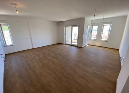 Piso para 220 000 euro en Budva, Montenegro