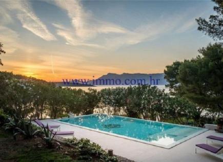 Villa pour 3 800 000 Euro sur le Brač, Croatie