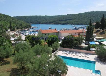 Hôtel pour 2 185 000 Euro à Marcana, Croatie