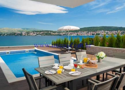 Villa pour 2 050 000 Euro à Trogir, Croatie