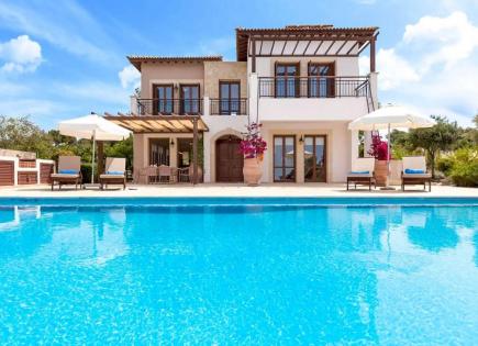 Villa for 815 000 euro in Paphos, Cyprus