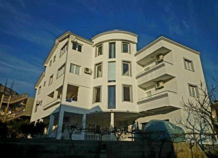 Haus für 700 000 euro in Bar, Montenegro