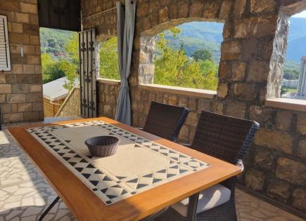 Casa para 280 000 euro en Buljarica, Montenegro