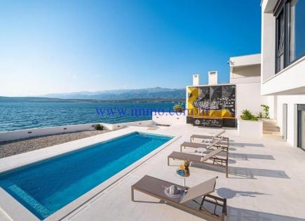 Villa for 2 950 000 euro in Zadar, Croatia