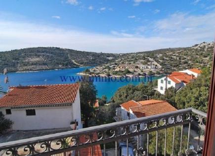 Villa für 1 280 000 euro in Trogir, Kroatien