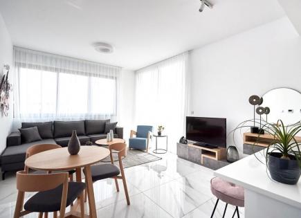 Flat for 300 000 euro in Paphos, Cyprus