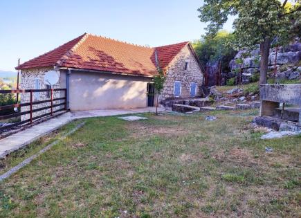 Casa en remodelacion para 85 000 euro en Nikšić, Montenegro
