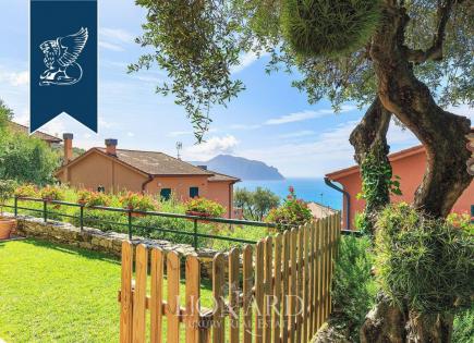 Villa pour 2 600 000 Euro à Gênes, Italie