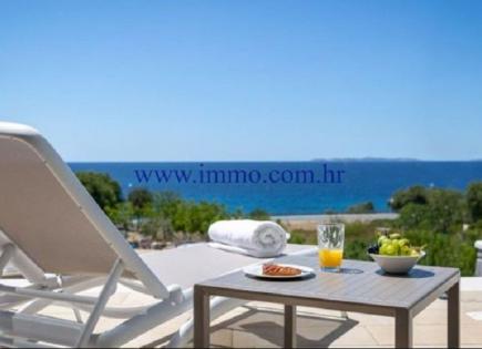 Villa for 1 600 000 euro in Primosten, Croatia