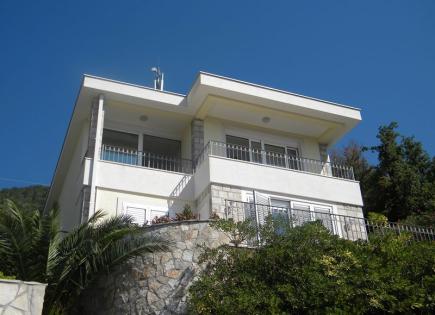 Maison pour 400 000 Euro à Baosici, Monténégro