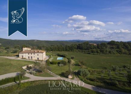 Granja para 2 300 000 euro en Montegabbione, Italia