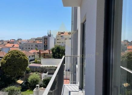 Flat for 550 000 euro in Porto, Portugal