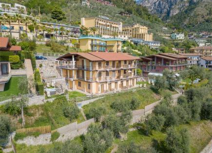 Villa für 2 950 000 euro in Gardasee, Italien