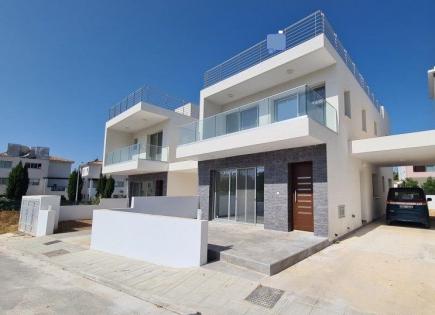 Villa for 430 000 euro in Paphos, Cyprus