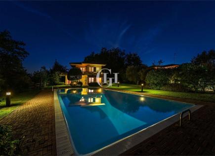 Villa para 995 000 euro por Lago de Garda, Italia