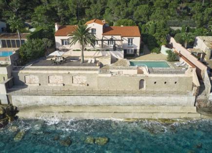 Villa for 5 290 000 euro in Saint-Raphael, France