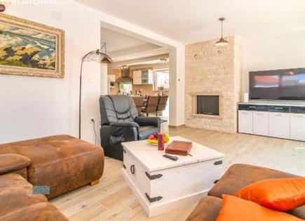 Maison pour 1 030 000 Euro à Novigrad, Croatie