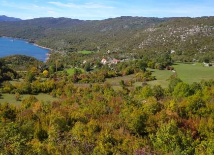 Terreno para 650 000 euro en Nikšić, Montenegro