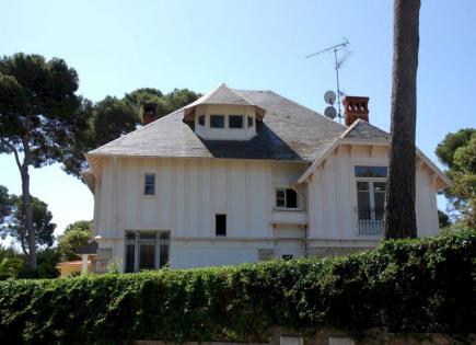 Villa pour 4 200 000 Euro à Roquebrune Cap Martin, France