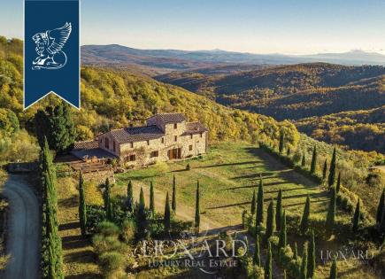 Villa in Siena, Italy (price on request)