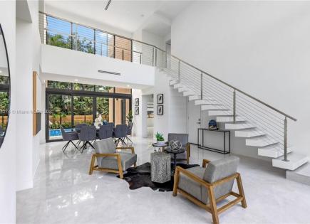 House for 2 086 801 euro in Miami, USA