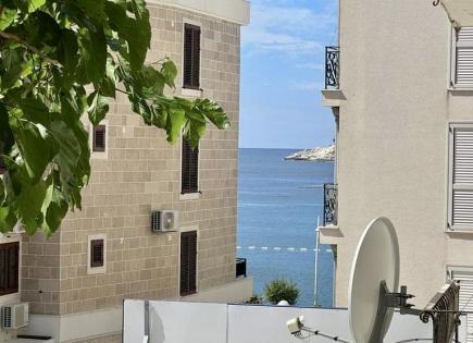 Wohnung für 270 000 euro in Petrovac, Montenegro