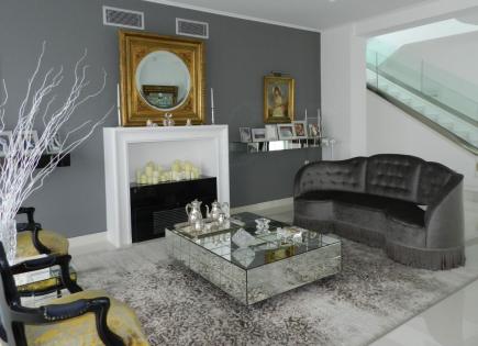 Villa para 1 400 000 euro en Loutraki, Grecia