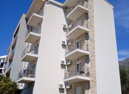 Piso para 150 000 euro en Budva, Montenegro