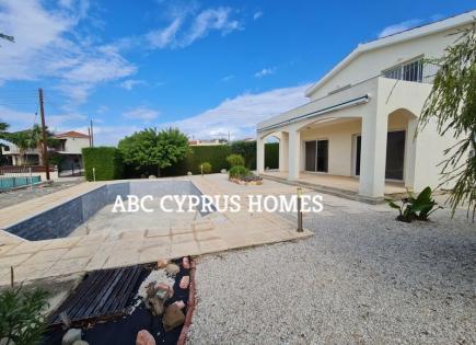 Villa for 595 000 euro in Peyia, Cyprus