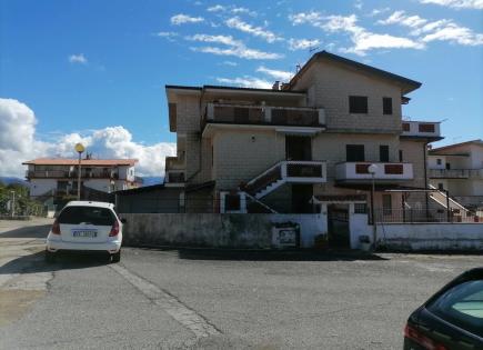 Casa para 78 000 euro en Scalea, Italia