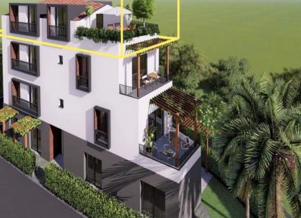 Ático para 235 000 euro en Tivat, Montenegro