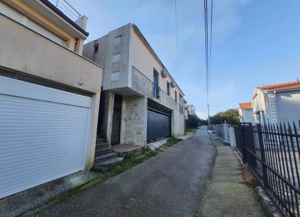 Maison pour 300 000 Euro à Kruče, Monténégro