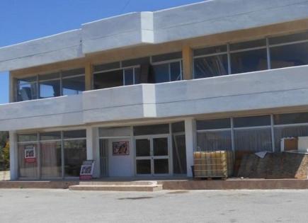 Propiedad comercial para 948 000 euro en Pafos, Chipre