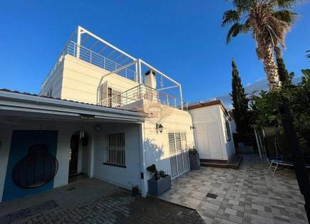 Piso para 417 588 euro en Kyrenia, Chipre