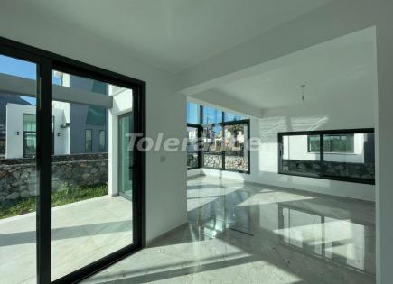 Villa para 586 000 euro en Karşıyaka, Chipre