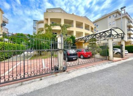 Hotel para 3 000 000 euro en Budva, Montenegro