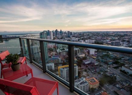 Penthouse pour 674 597 Euro à Miami, États-Unis