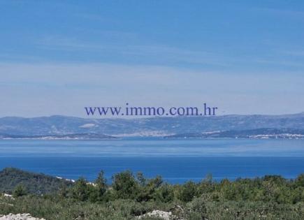 Land for 400 000 euro in Trogir, Croatia