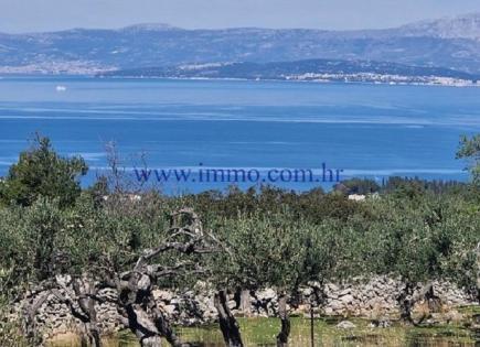 Land for 650 000 euro in Sutivan, Croatia