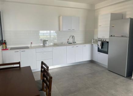 Piso para 1 350 euro por mes en Tirat Carmel, Israel