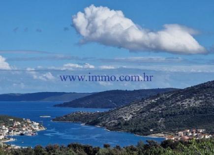 Land for 400 000 euro in Trogir, Croatia