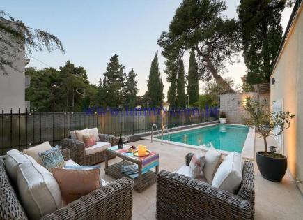 Villa para 3 100 000 euro en Split, Croacia