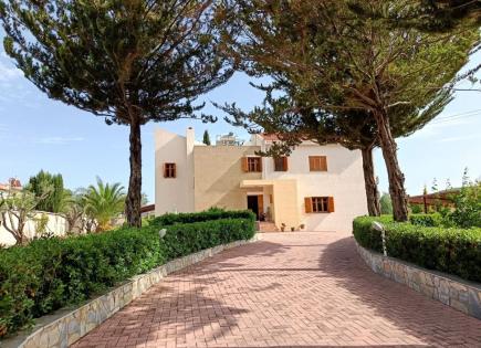 Villa for 650 000 euro in Limassol, Cyprus