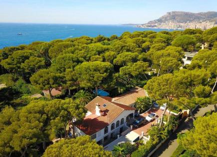 Villa para 8 300 000 euro en Roquebrune Cap Martin, Francia