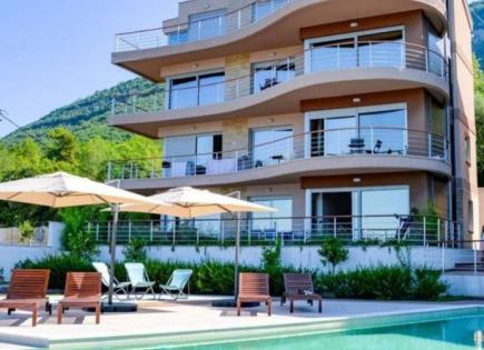 Wohnung für 395 000 euro in Tivat, Montenegro